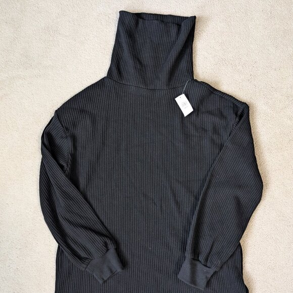 NEW Black Turtle Neck Sweater by The Gap - Picture 3 of 9